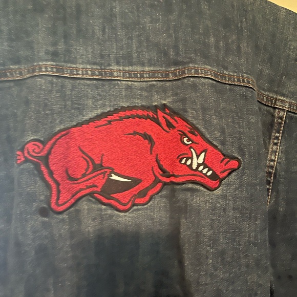 Arkansas Razorbacks Wrangler Denim Jacket - Picture 6 of 8